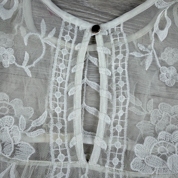 Unbranded Elegant Cream Lace Top Women’s Medium Whimsygoth Fairy Dainty Coquette - Picture 5 of 6